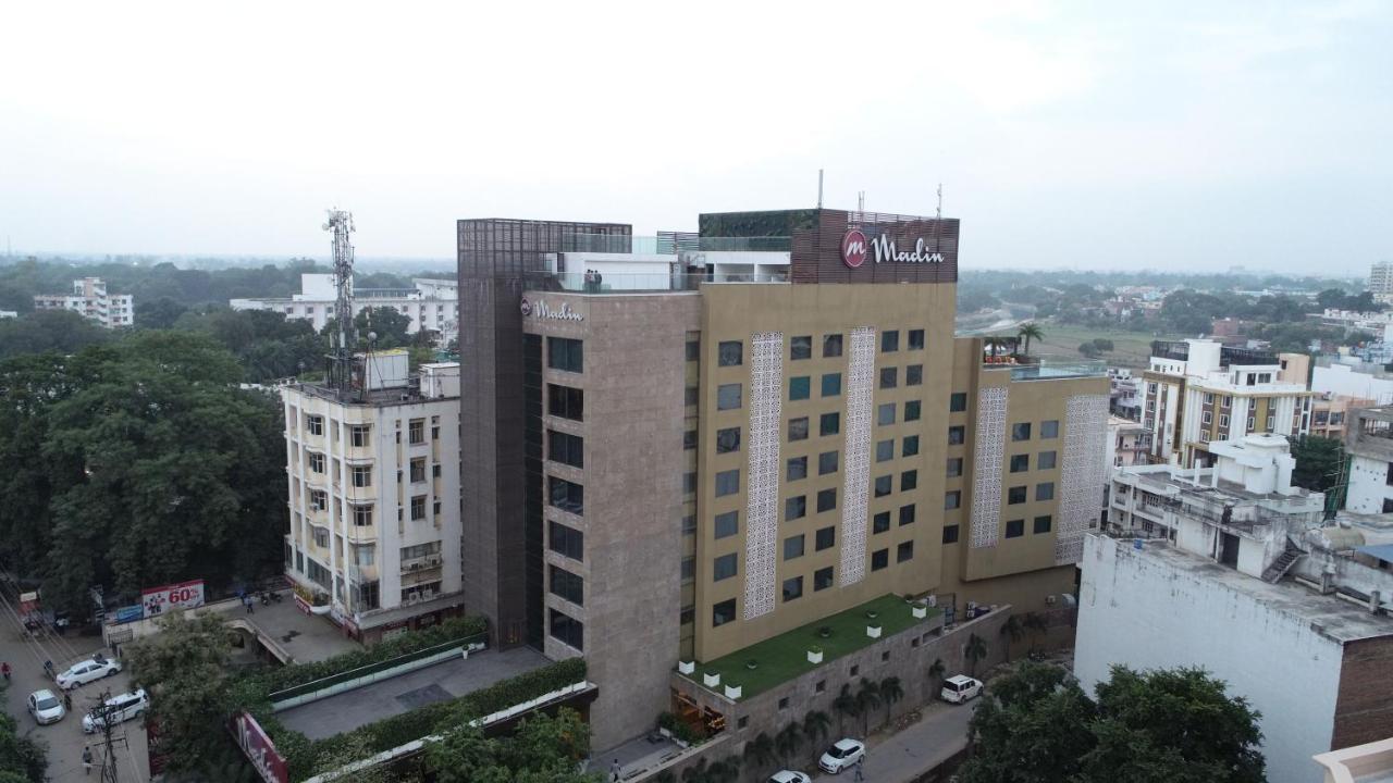 Hotel Madin Varanasi Bagian luar foto